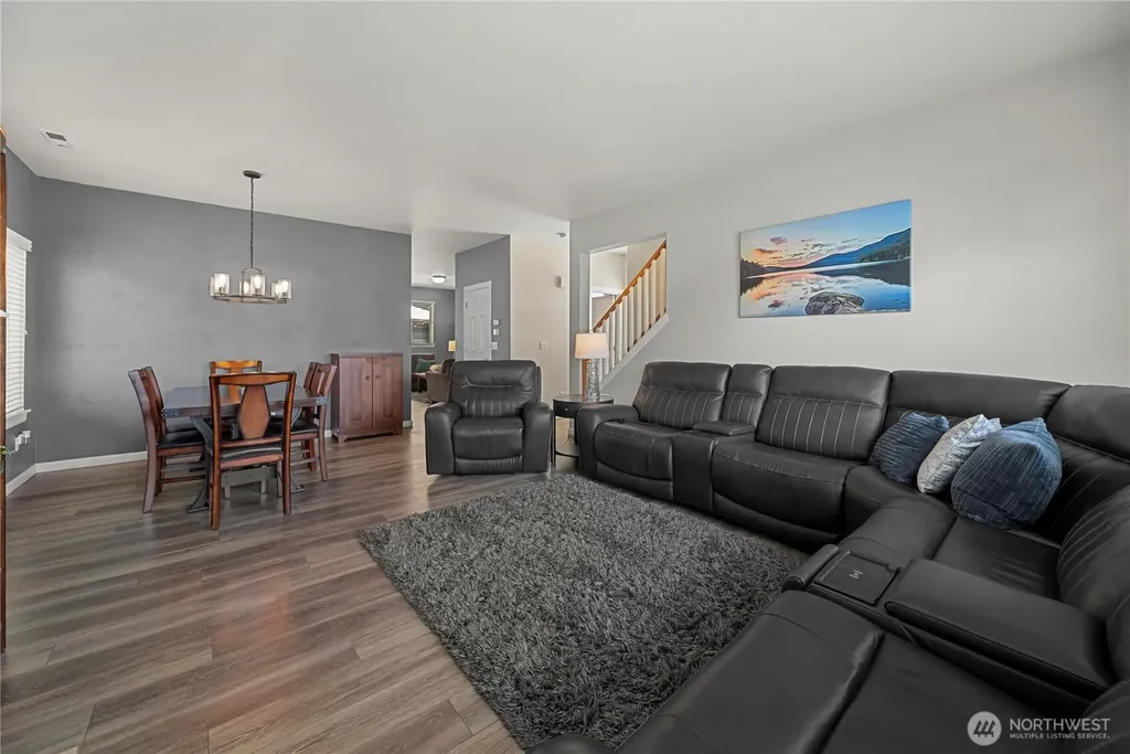 5060 Elliot Court SE Auburn WA 98092