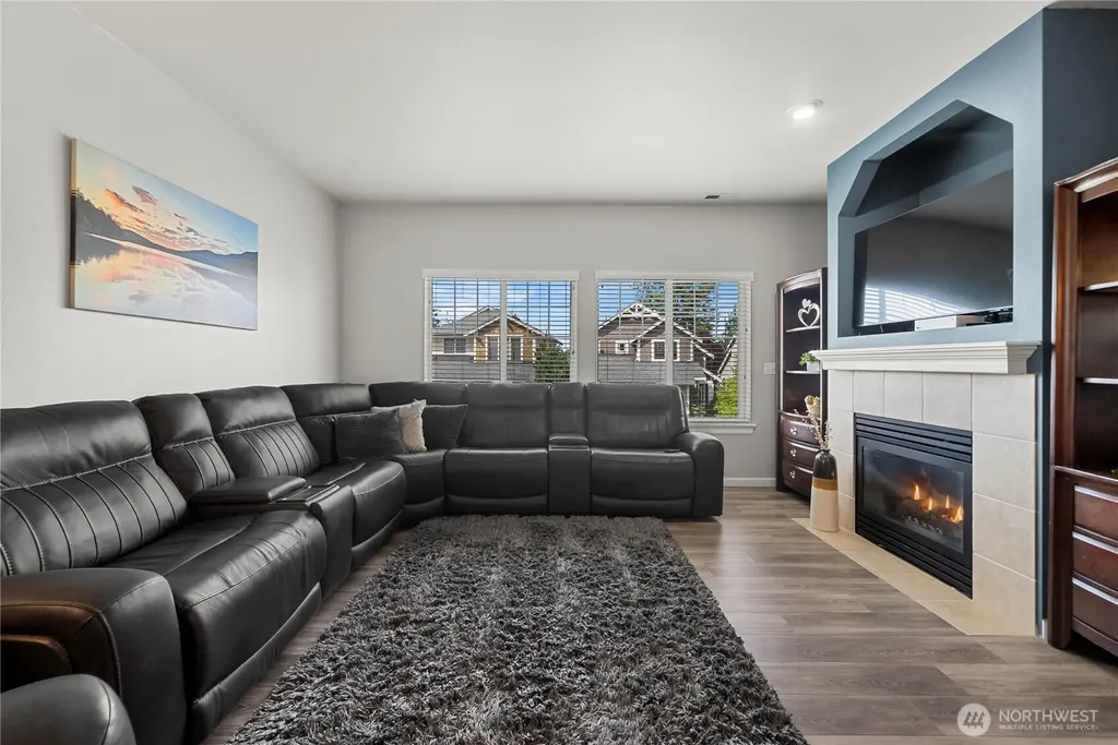5060 Elliot Court SE Auburn WA 98092