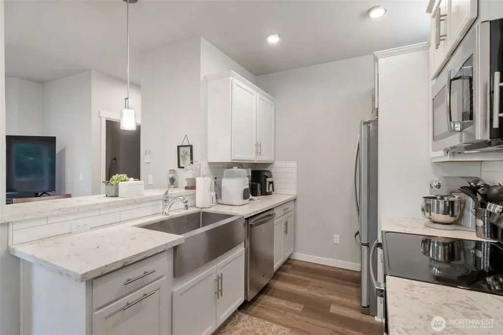 330 Raybird Avenue Granite Falls WA 98252