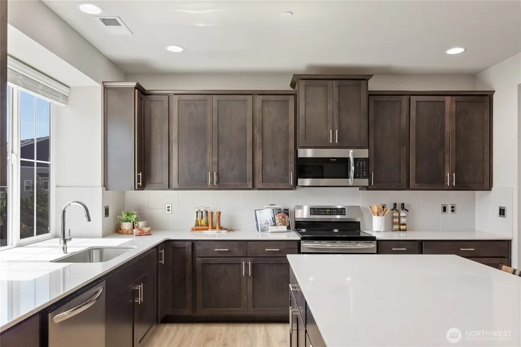 1621 Seattle Hill Road Bothell WA 98012