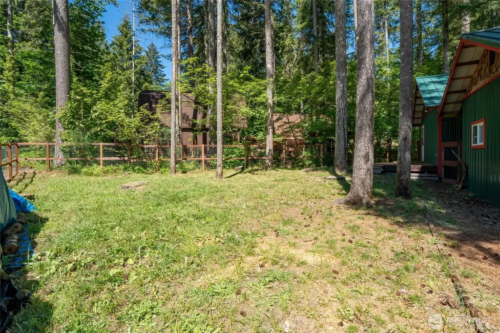 570 N Duckabush Drive W Hoodsport WA 98548