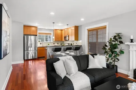 4429 41st Avenue SW Seattle WA 98116