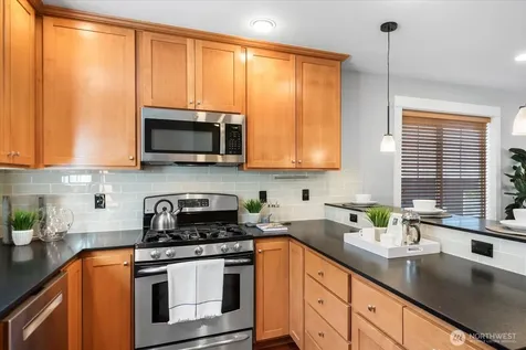 4429 41st Avenue SW Seattle WA 98116