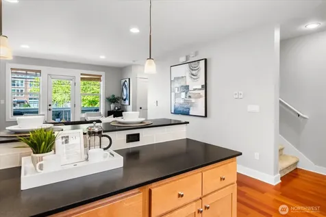 4429 41st Avenue SW Seattle WA 98116