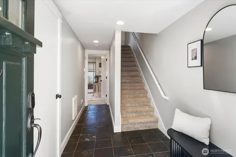 4429 41st Avenue SW Seattle WA 98116
