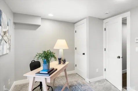 4429 41st Avenue SW Seattle WA 98116