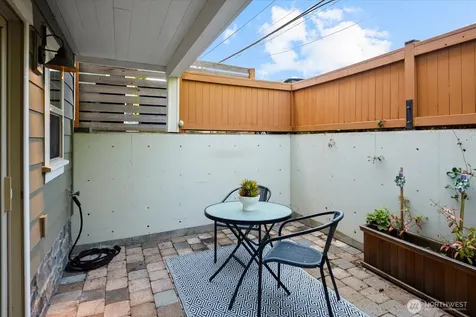 4429 41st Avenue SW Seattle WA 98116