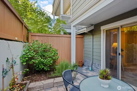 4429 41st Avenue SW Seattle WA 98116