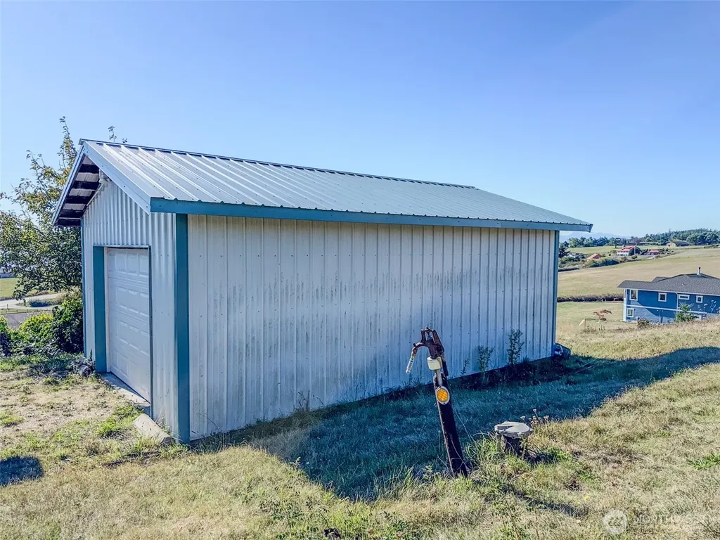 1885 Arnold Road Coupeville WA 98239