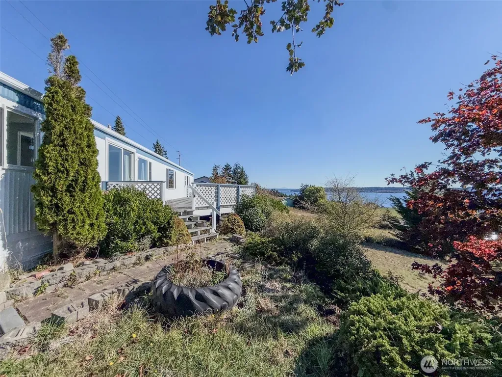 1885 Arnold Road Coupeville WA 98239