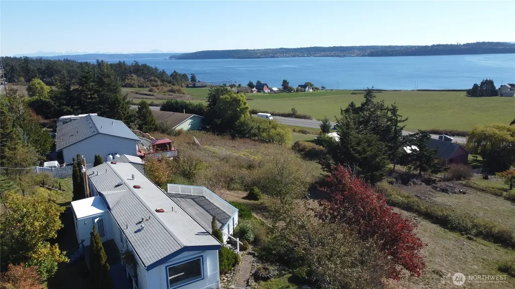 1885 Arnold Road Coupeville WA 98239
