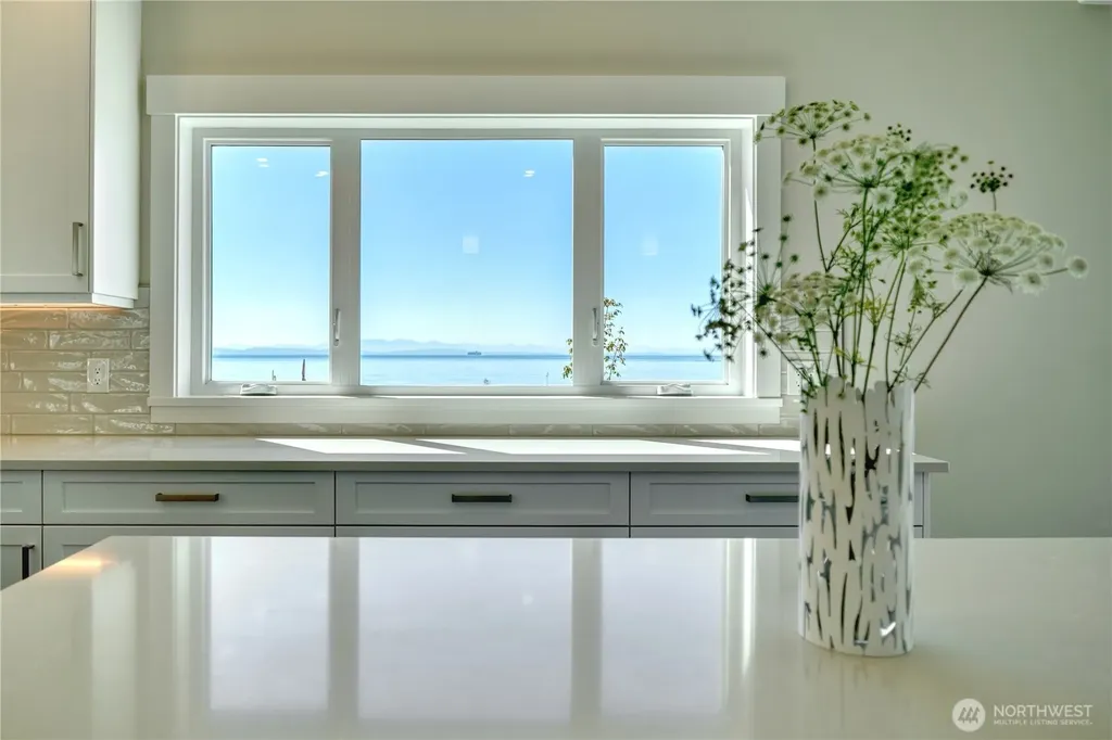 631 Freeman Lane Point Roberts WA 98281