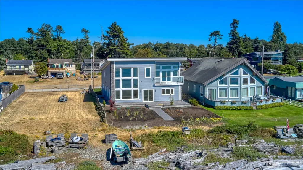 631 Freeman Lane Point Roberts WA 98281