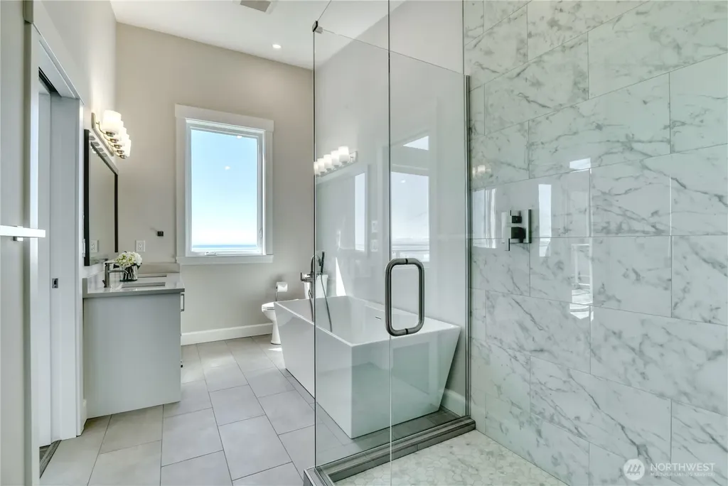 631 Freeman Lane Point Roberts WA 98281