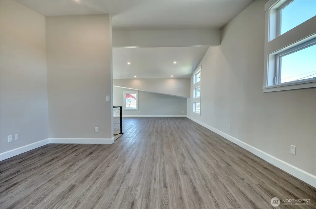 631 Freeman Lane Point Roberts WA 98281