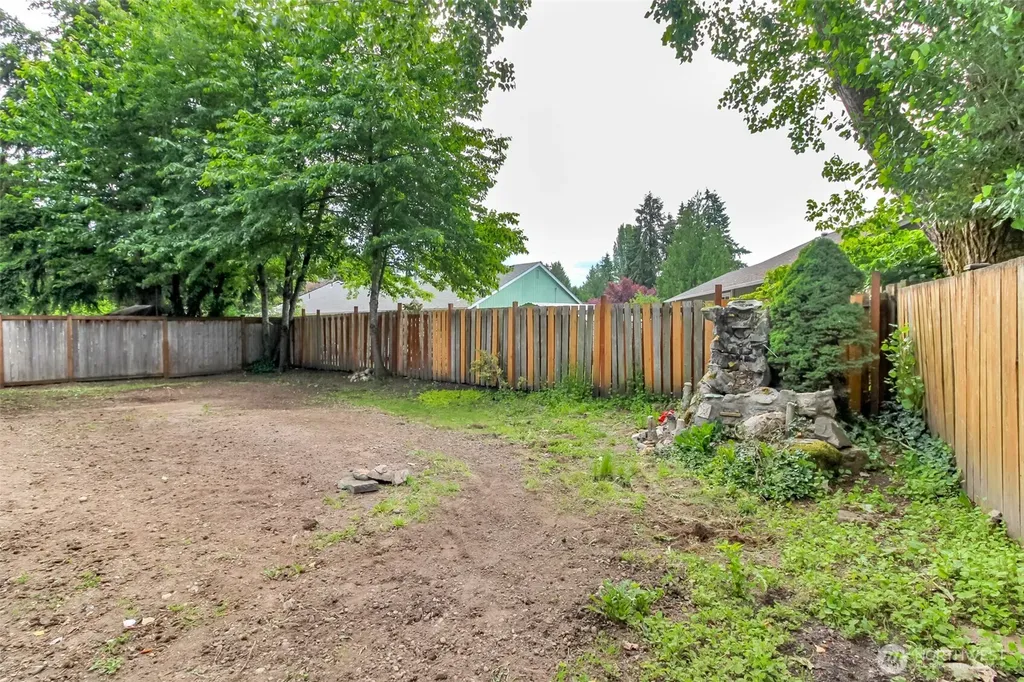 8614 158th Street Ct E Puyallup WA 98375