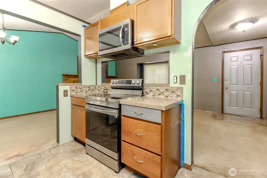 8614 158th Street Ct E Puyallup WA 98375