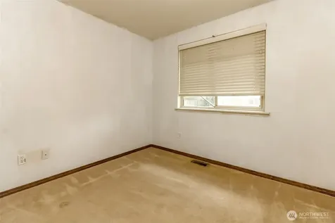 8614 158th Street Ct E Puyallup WA 98375