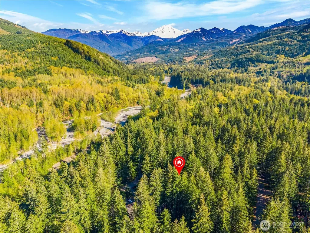 7475 Canyon View Drive Deming WA 98244