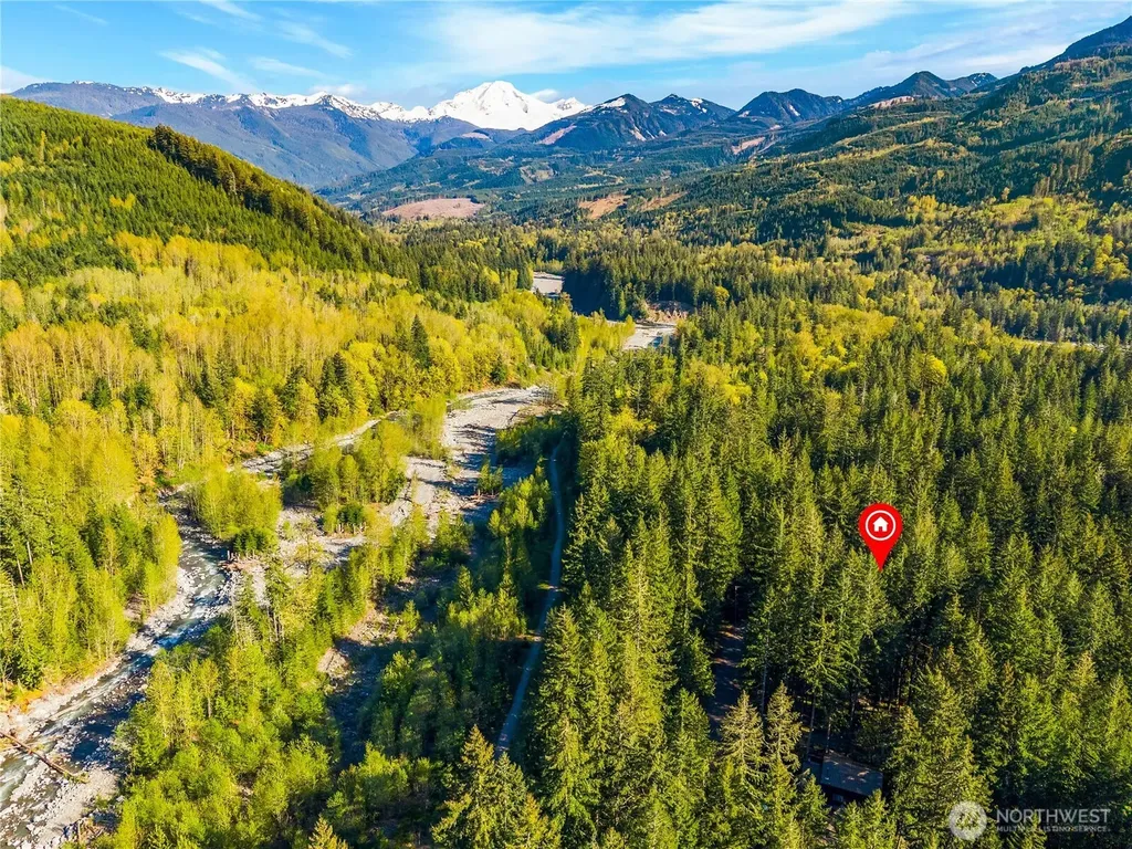 7475 Canyon View Drive Deming WA 98244
