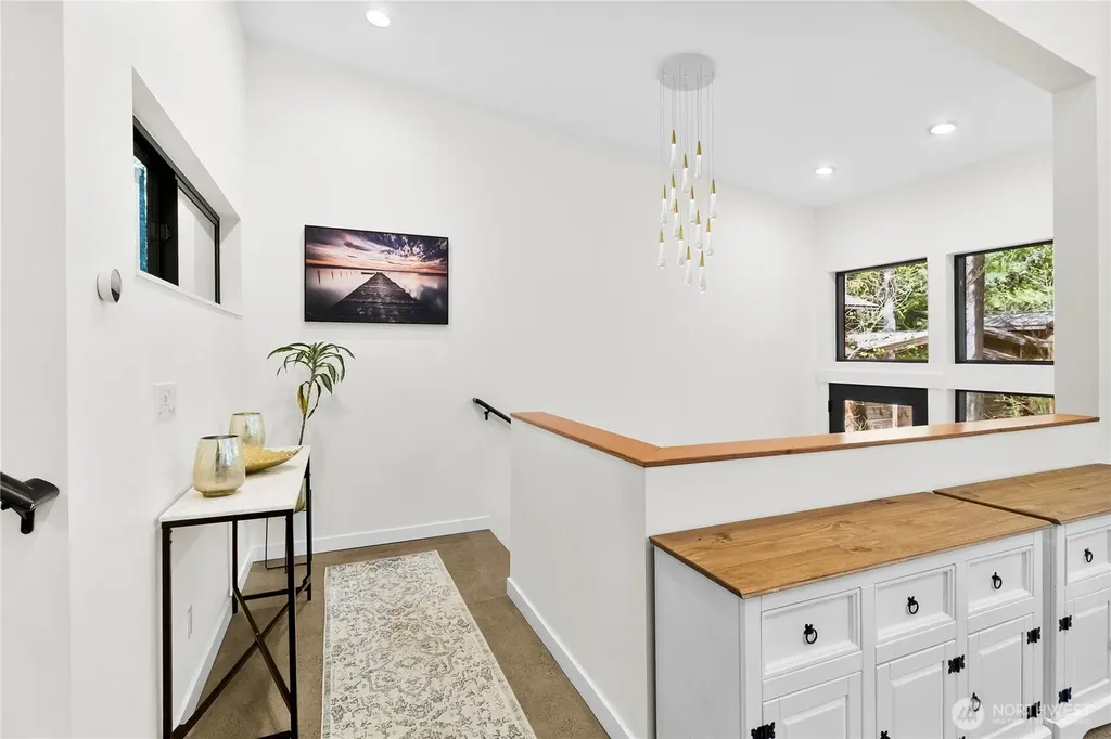 7475 Canyon View Drive Deming WA 98244