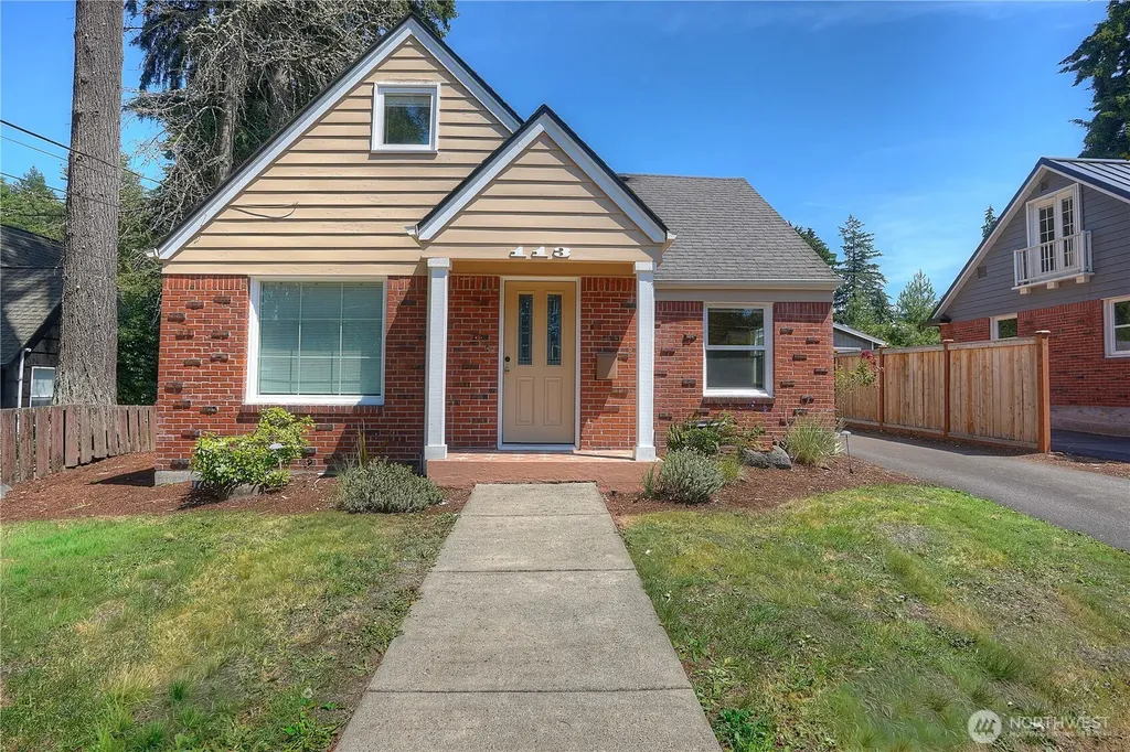 113 Farallone Avenue Fircrest WA 98466