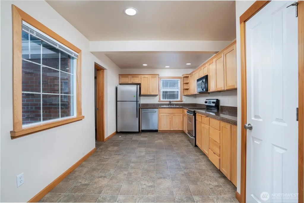113 Farallone Avenue Fircrest WA 98466