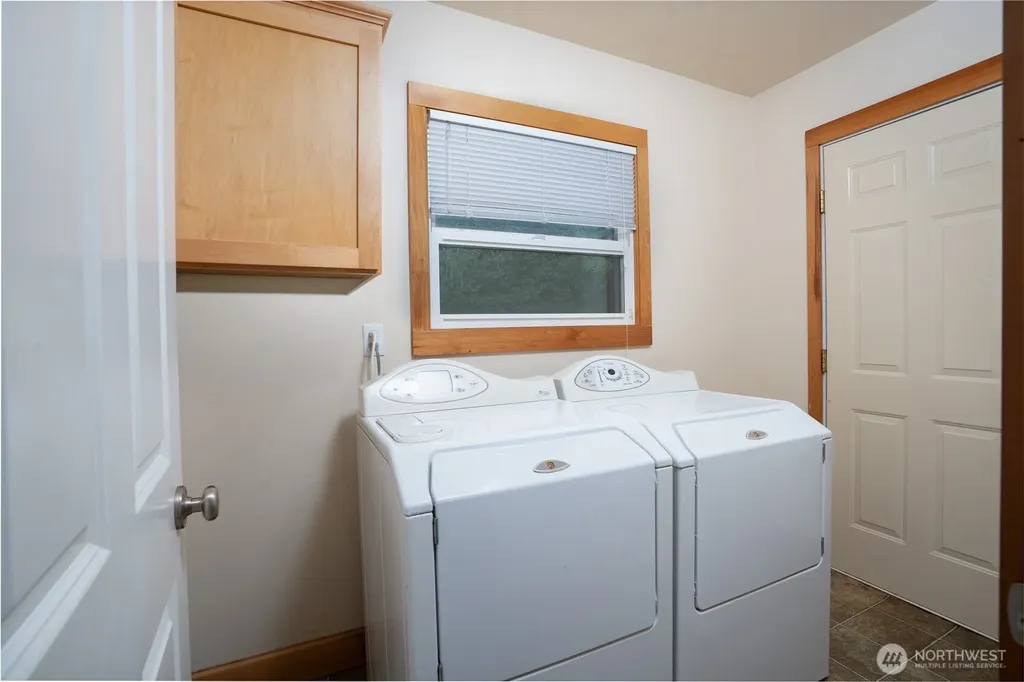 113 Farallone Avenue Fircrest WA 98466