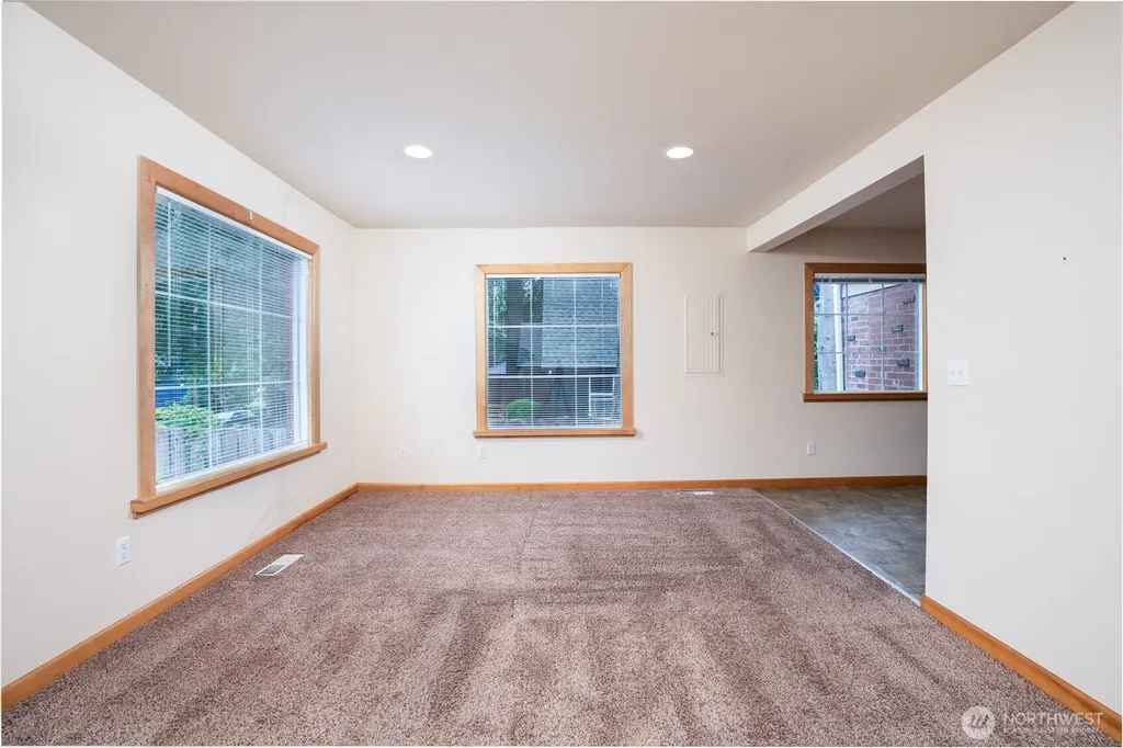 113 Farallone Avenue Fircrest WA 98466