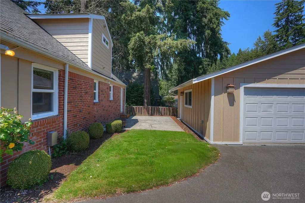 113 Farallone Avenue Fircrest WA 98466