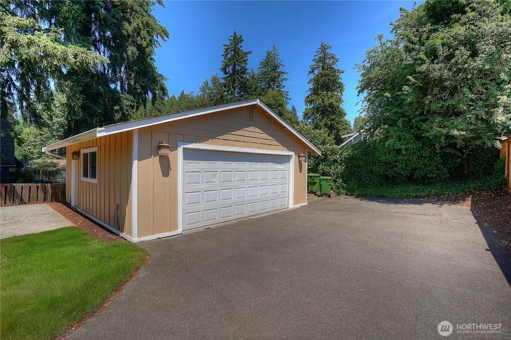 113 Farallone Avenue Fircrest WA 98466