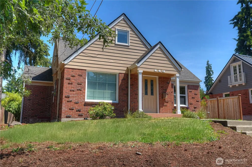 113 Farallone Avenue Fircrest WA 98466