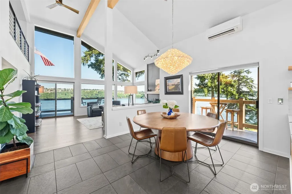 2027 Narrows View Circle NW Gig Harbor WA 98335