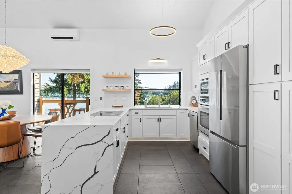 2027 Narrows View Circle NW Gig Harbor WA 98335