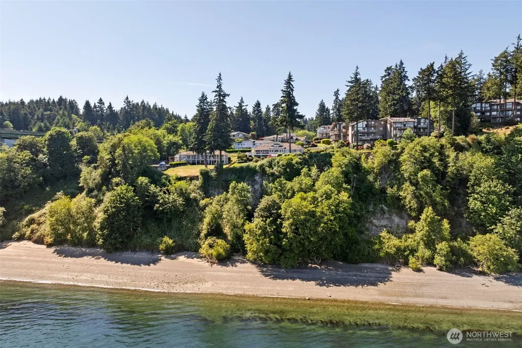 2027 Narrows View Circle NW Gig Harbor WA 98335
