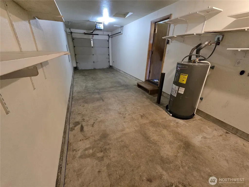 1108 S 11th Avenue Kelso WA 98626