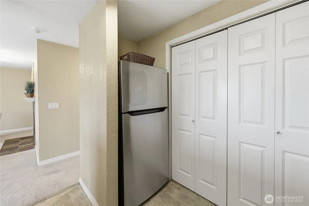 1700 W Sunn Fjord Lane Bremerton WA 98312