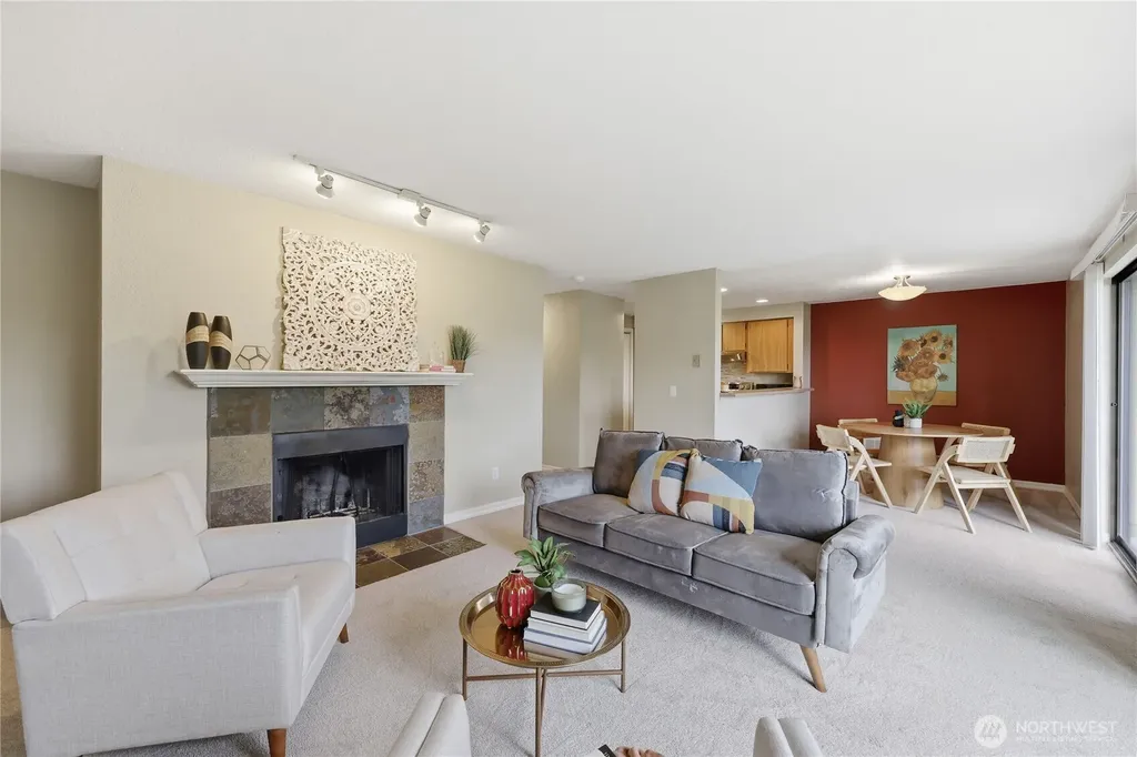 1700 W Sunn Fjord Lane Bremerton WA 98312