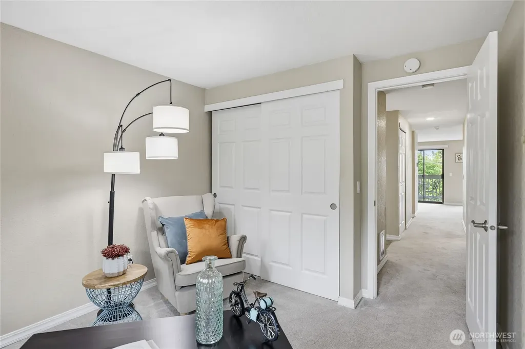 1700 W Sunn Fjord Lane Bremerton WA 98312