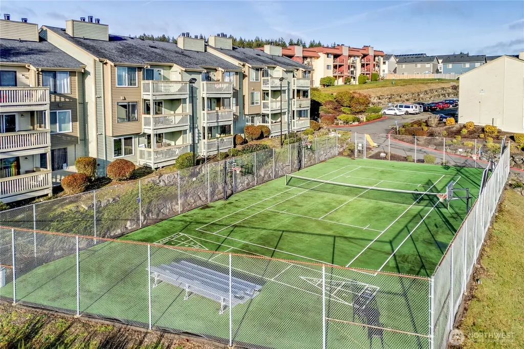 1700 W Sunn Fjord Lane Bremerton WA 98312