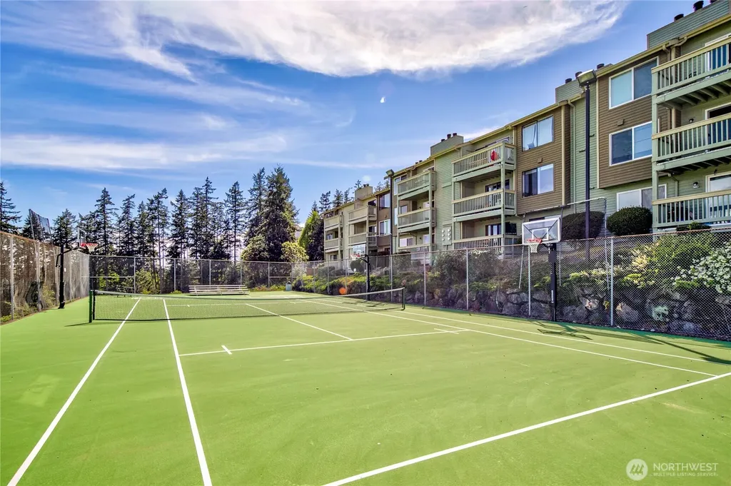 1700 W Sunn Fjord Lane Bremerton WA 98312