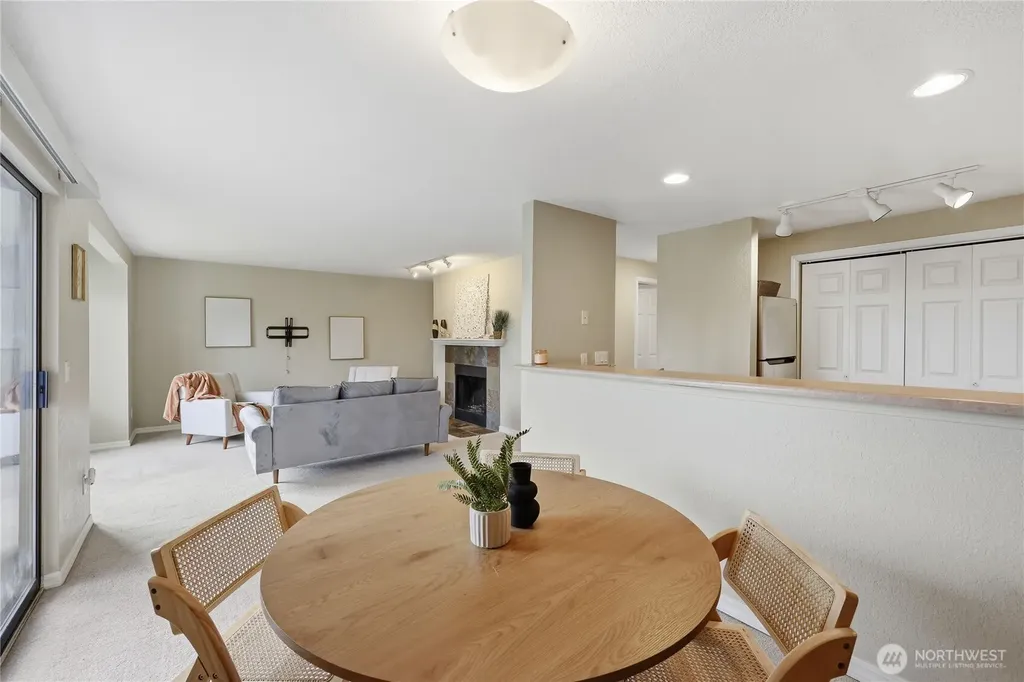 1700 W Sunn Fjord Lane Bremerton WA 98312