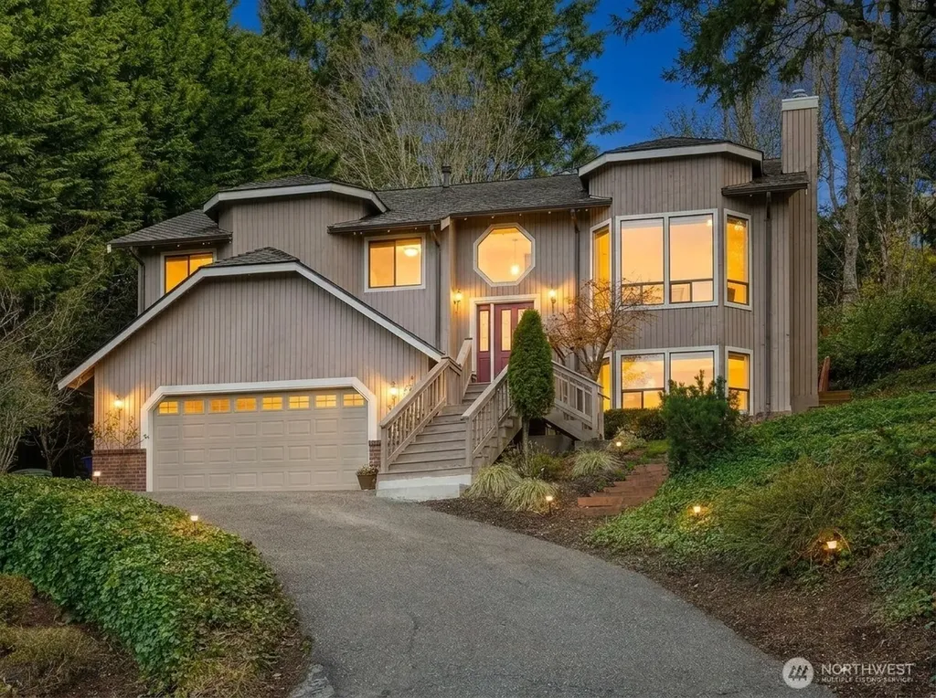14812 SE 62nd Court Bellevue WA 98006