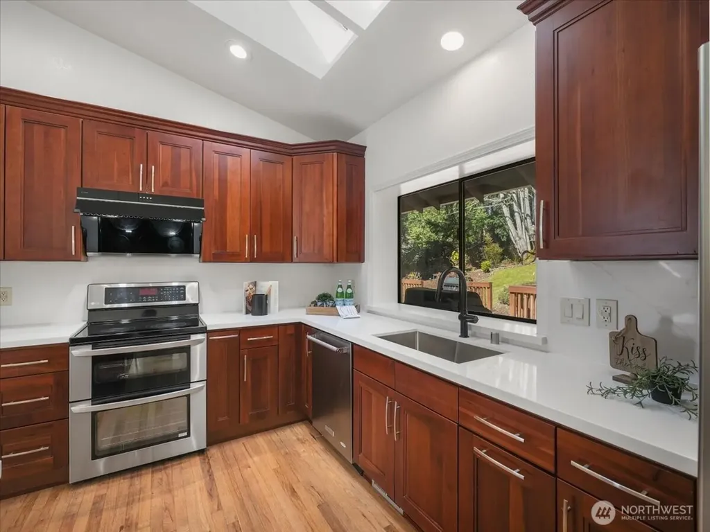 14812 SE 62nd Court Bellevue WA 98006