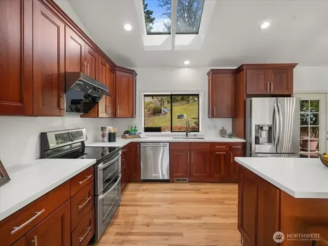 14812 SE 62nd Court Bellevue WA 98006
