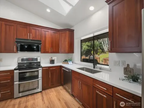 14812 SE 62nd Court Bellevue WA 98006