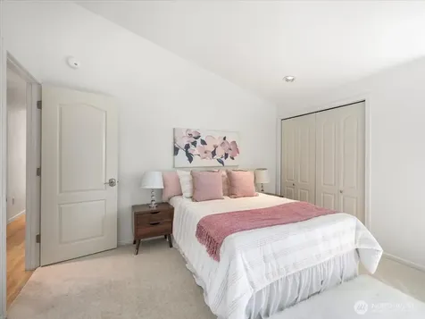 14812 SE 62nd Court Bellevue WA 98006