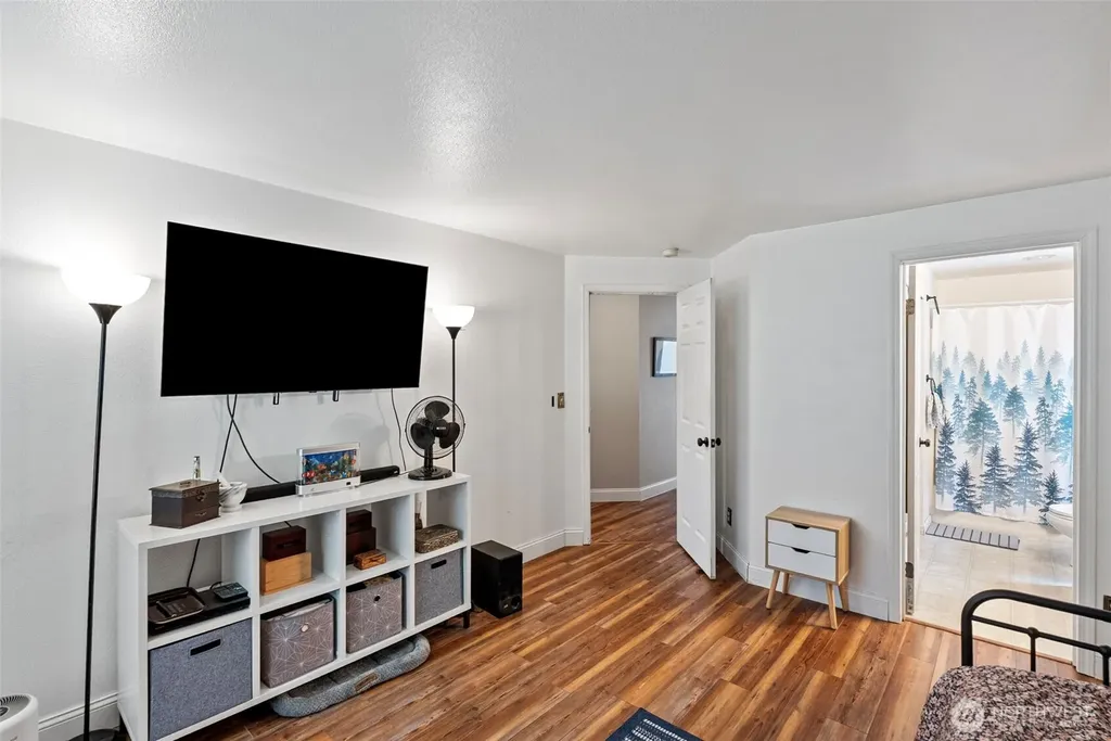 6936 Troy Lane NE Bremerton WA 98311