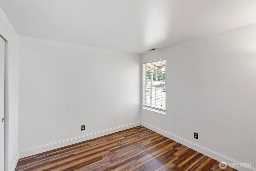 6936 Troy Lane NE Bremerton WA 98311