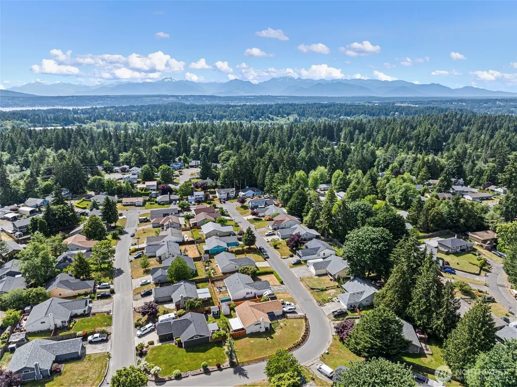 6936 Troy Lane NE Bremerton WA 98311